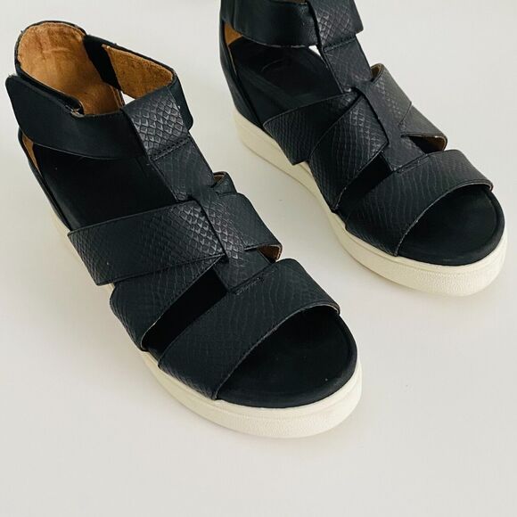DR. SCHOLLS Women's Leather Platform‎ Chunky Sandals Comfort Sz 8 M Black White - Picture 2 of 13